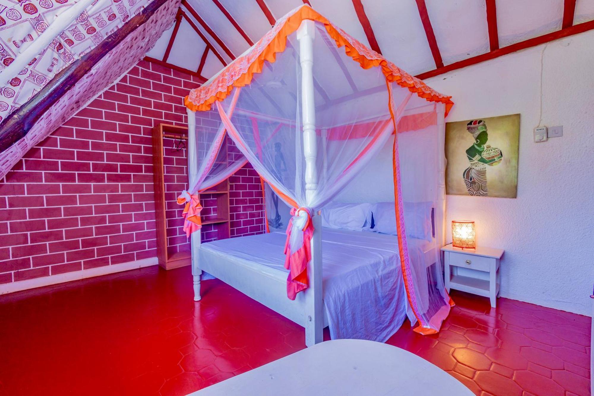 Villas Dora And Holly Diani Beach Exterior foto