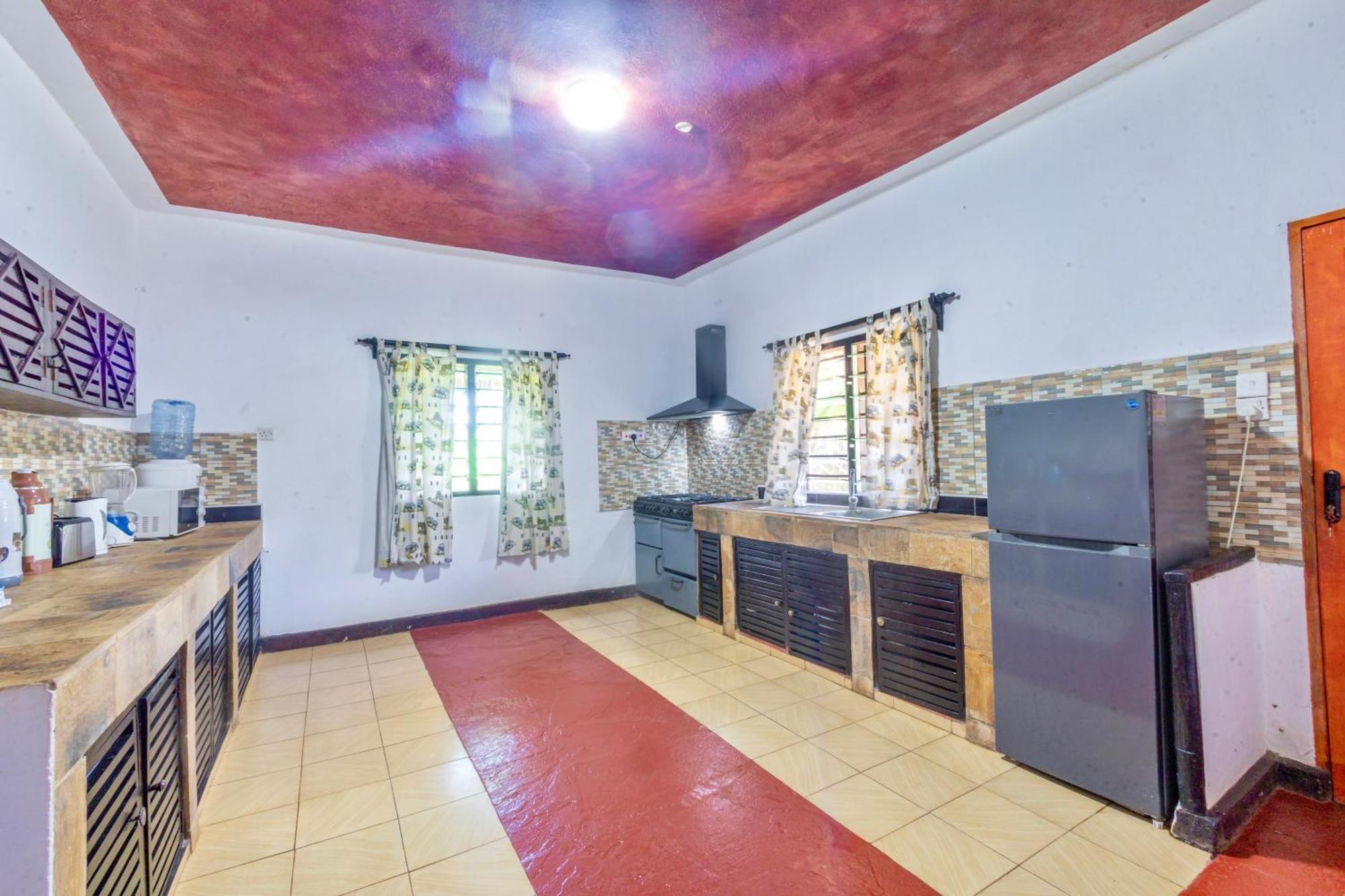 Villas Dora And Holly Diani Beach Exterior foto