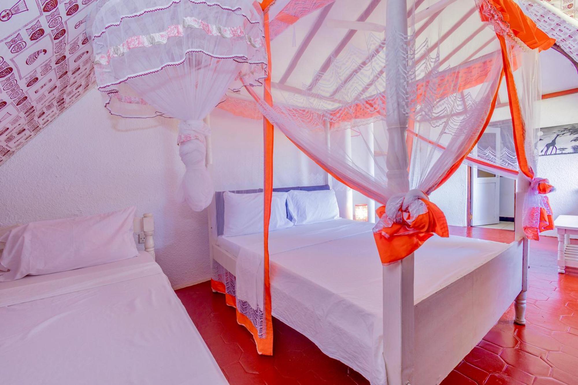 Villas Dora And Holly Diani Beach Exterior foto