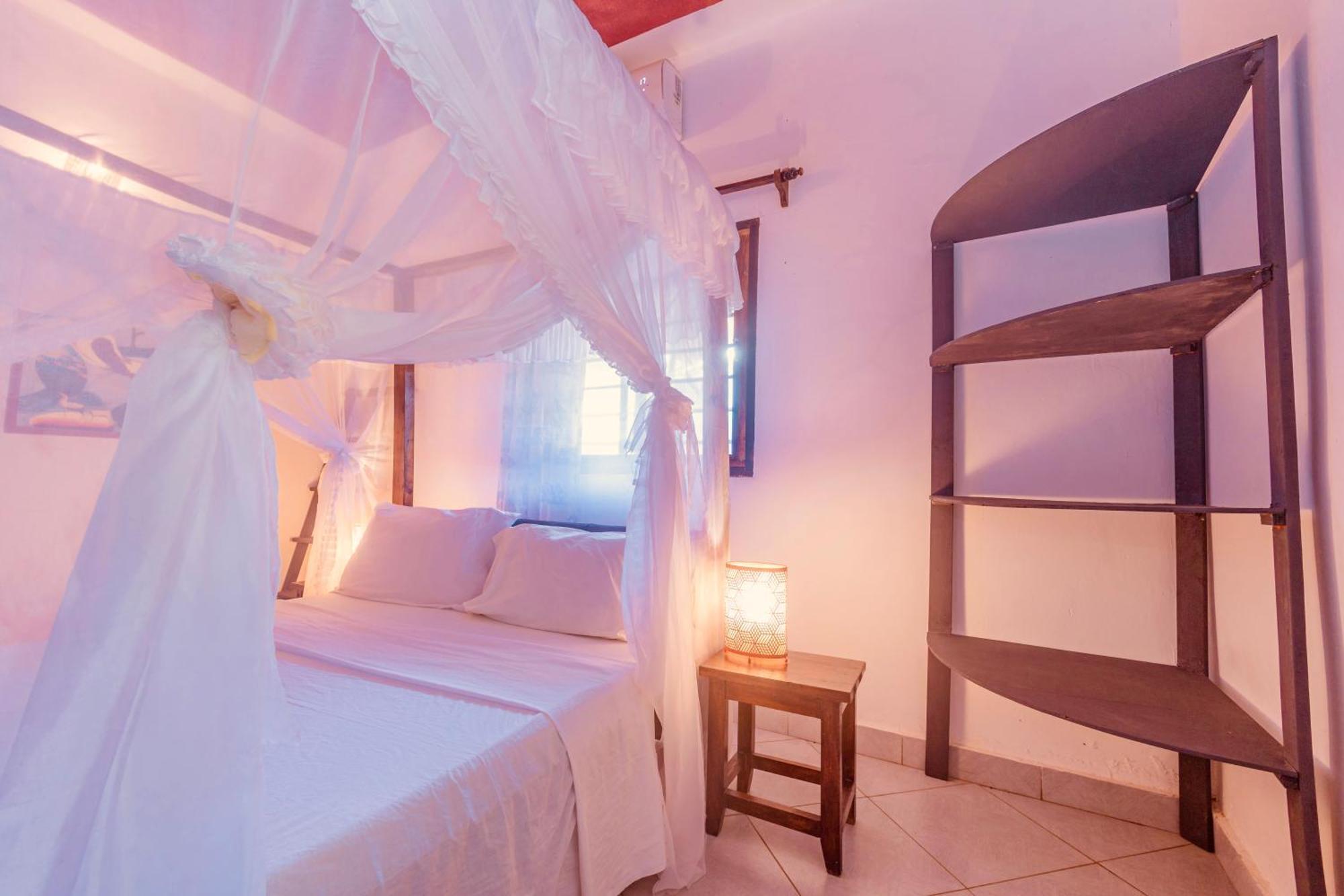 Villas Dora And Holly Diani Beach Exterior foto
