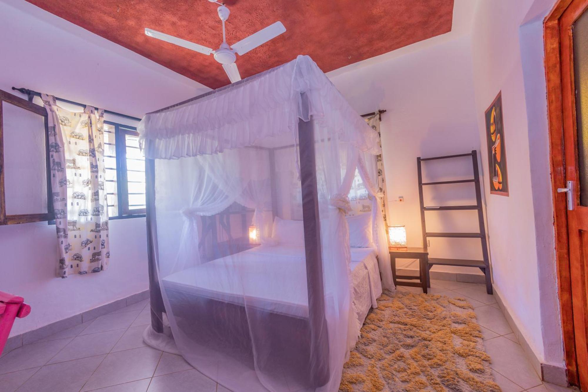 Villas Dora And Holly Diani Beach Exterior foto